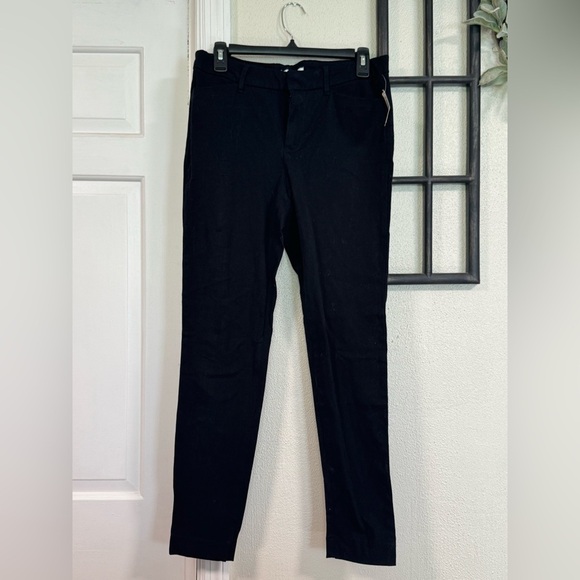 NWT Amazon Essentials Women's Skinny Ankle Pant in Black Size 6L - Picture 4 of 5